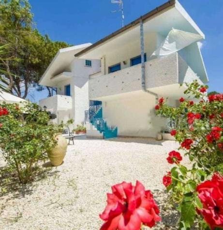 casa indipendente in vendita a Siracusa in zona Fontane Bianche