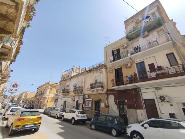 appartamento in vendita a Siracusa in zona Borgata
