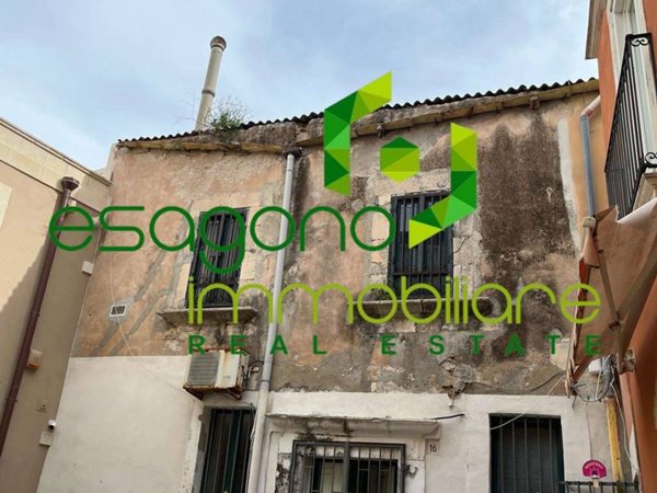 appartamento in vendita a Siracusa in zona Isola Ortigia