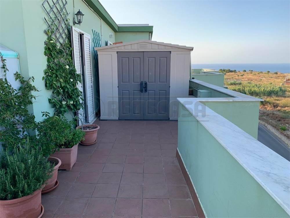 appartamento in vendita a Siracusa in zona Scala Greca