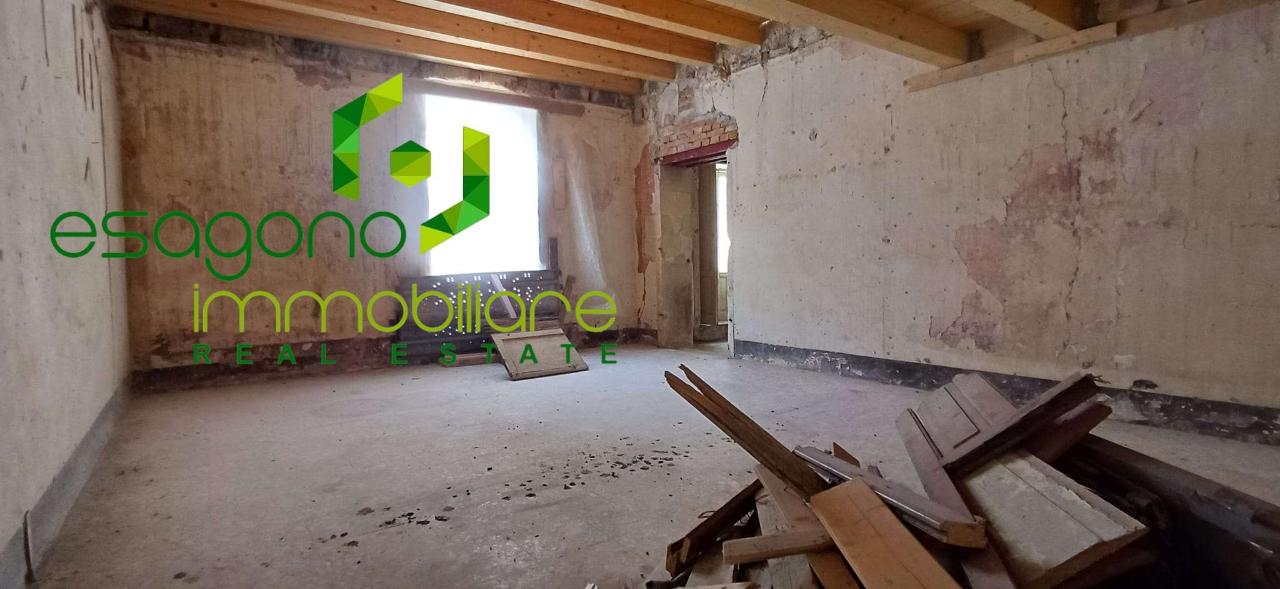 appartamento in vendita a Siracusa in zona Isola Ortigia