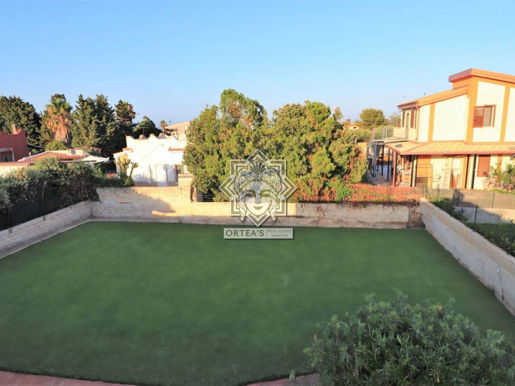 casa indipendente in vendita a Siracusa in zona Isola / Plemmirio