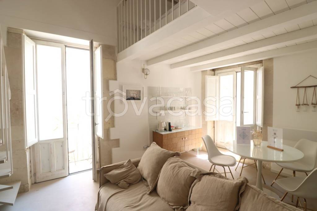 casa indipendente in vendita a Siracusa in zona Isola Ortigia