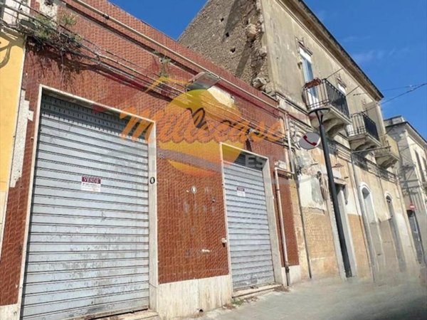 negozio in vendita a Siracusa in zona Centro Città