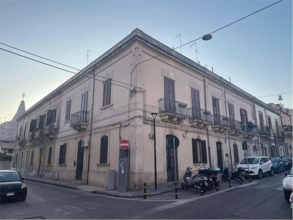 appartamento in vendita a Siracusa in zona Borgata