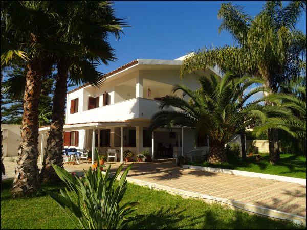 casa indipendente in vendita a Siracusa in zona Isola Ortigia