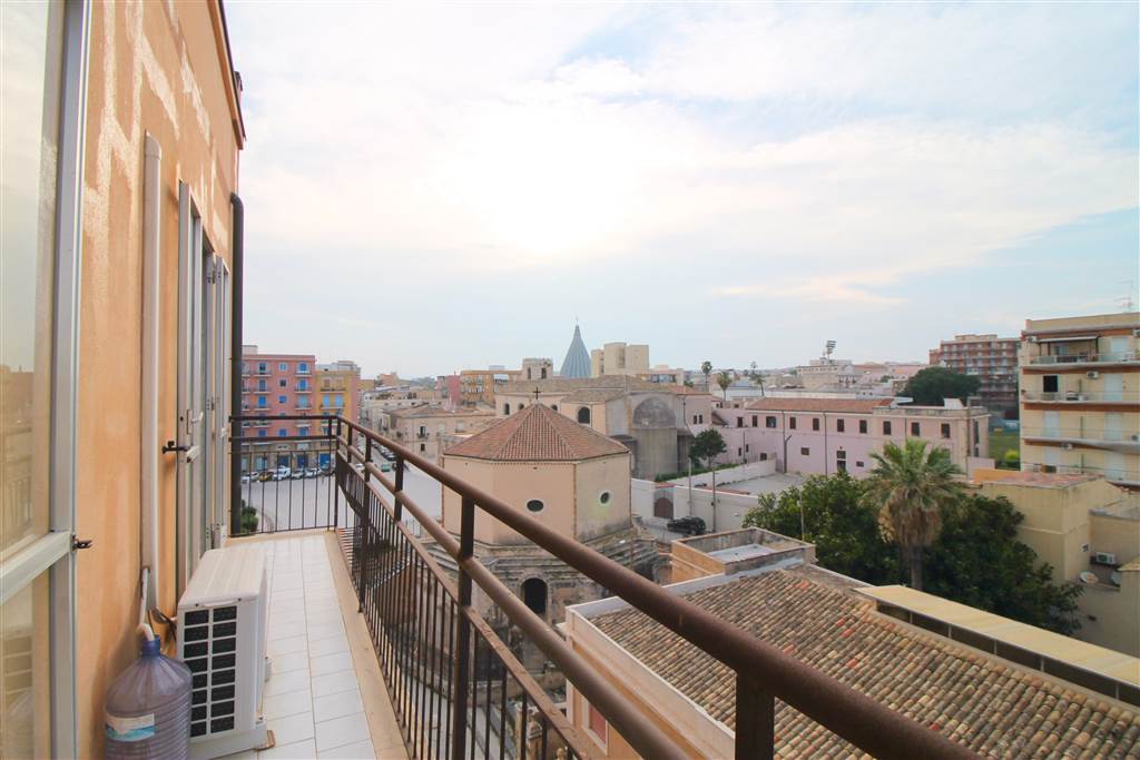 appartamento in vendita a Siracusa in zona Borgata