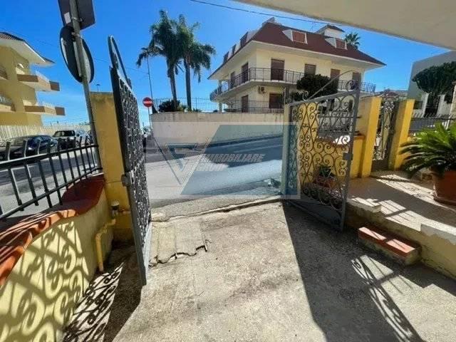 appartamento in vendita a Siracusa in zona Borgata