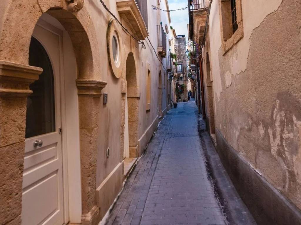 appartamento in vendita a Siracusa in zona Isola Ortigia