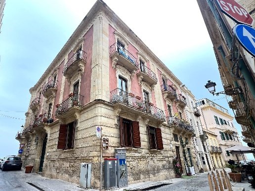 appartamento in vendita a Siracusa in zona Isola Ortigia