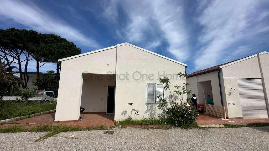 casa indipendente in vendita a Siracusa in zona Centro Città