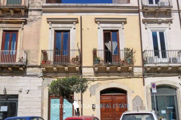 appartamento in vendita a Siracusa in zona Isola Ortigia