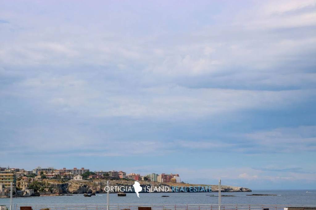 appartamento in vendita a Siracusa in zona Isola Ortigia