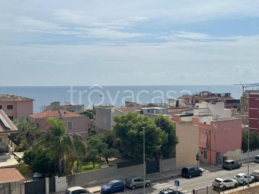 appartamento in vendita a Siracusa in zona Borgata