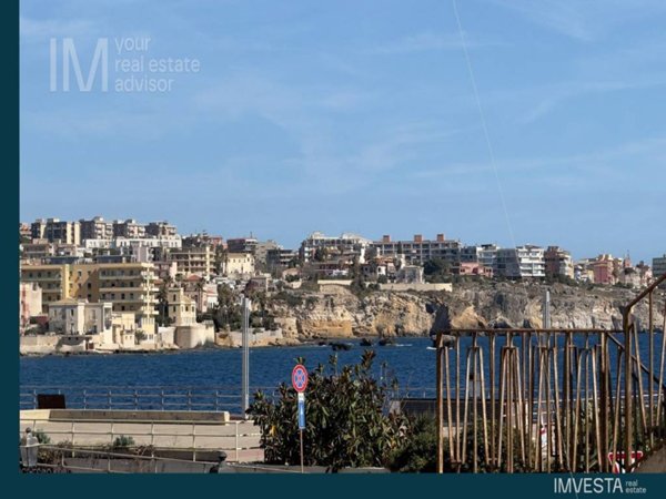 casa indipendente in vendita a Siracusa in zona Isola Ortigia