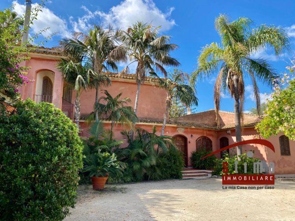 casa indipendente in vendita a Siracusa in zona Arenella