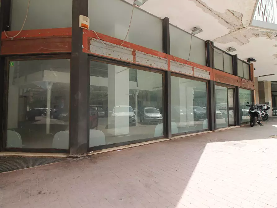locale commerciale in vendita a Siracusa in zona Centro Città