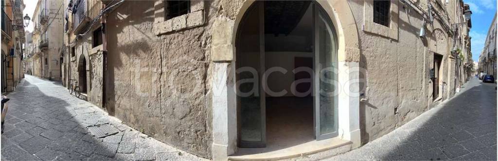 appartamento in vendita a Siracusa in zona Isola Ortigia