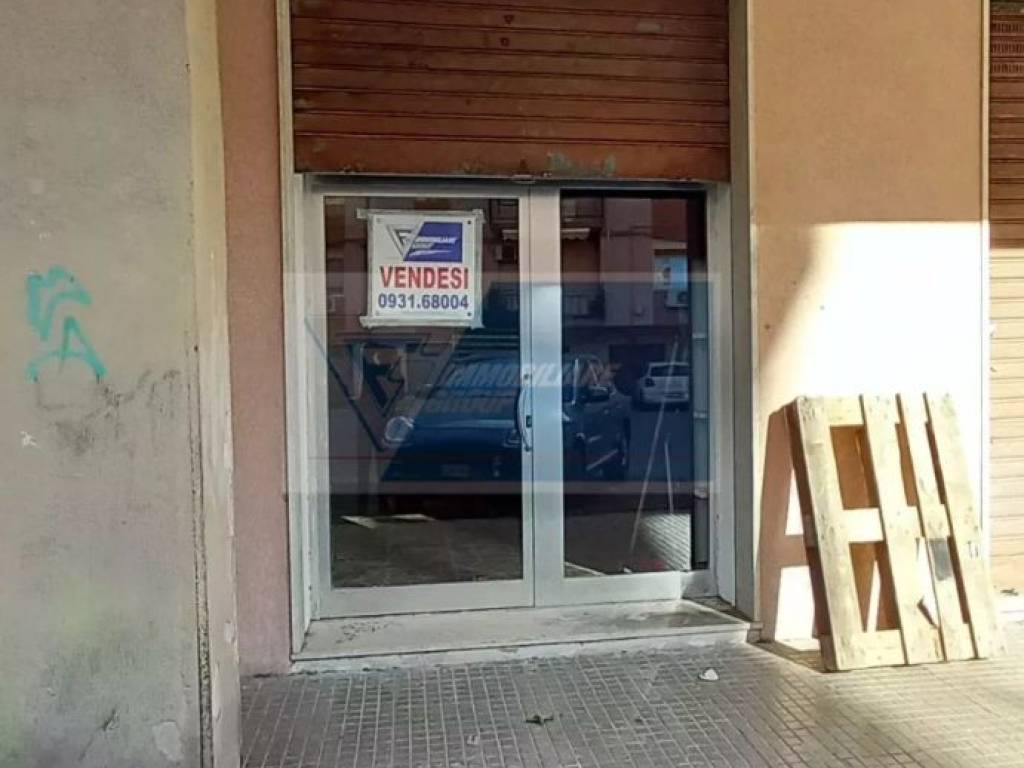 negozio in vendita a Siracusa