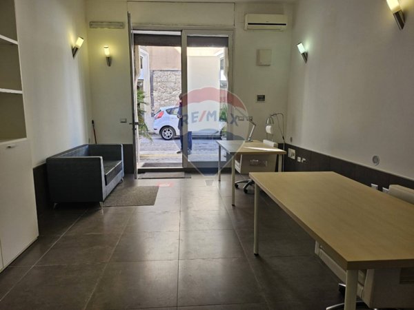 locale commerciale in vendita a Siracusa