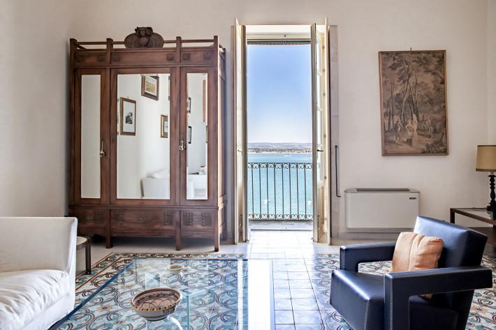 appartamento in vendita a Siracusa in zona Isola Ortigia