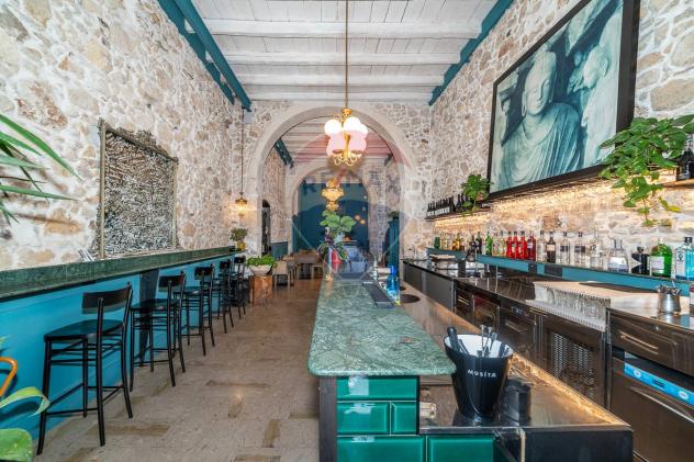 negozio in vendita a Siracusa in zona Centro Città