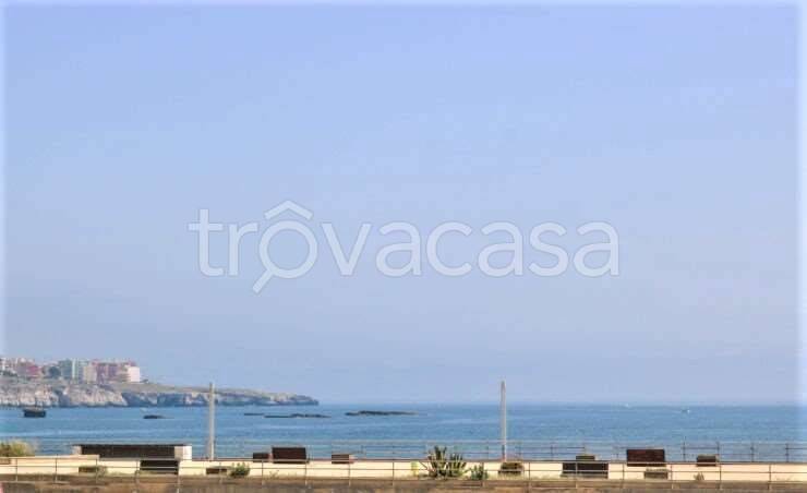 appartamento in vendita a Siracusa in zona Isola Ortigia