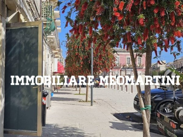 negozio in vendita a Siracusa in zona Centro Città