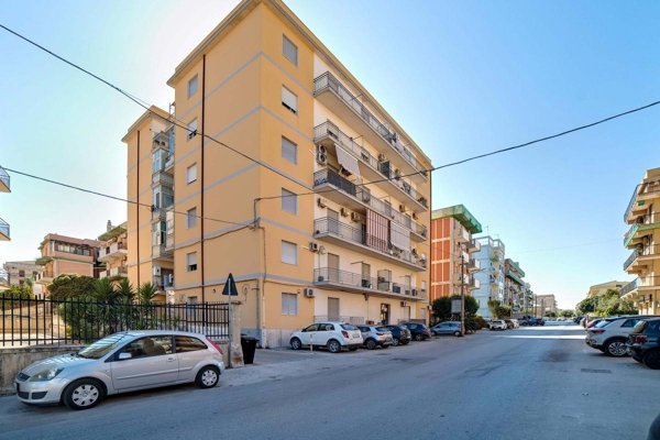 appartamento in vendita a Siracusa in zona Grottasanta