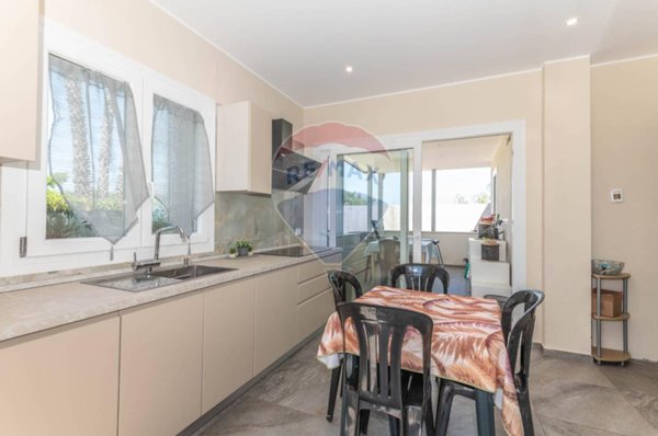 casa indipendente in vendita a Siracusa in zona Fontane Bianche