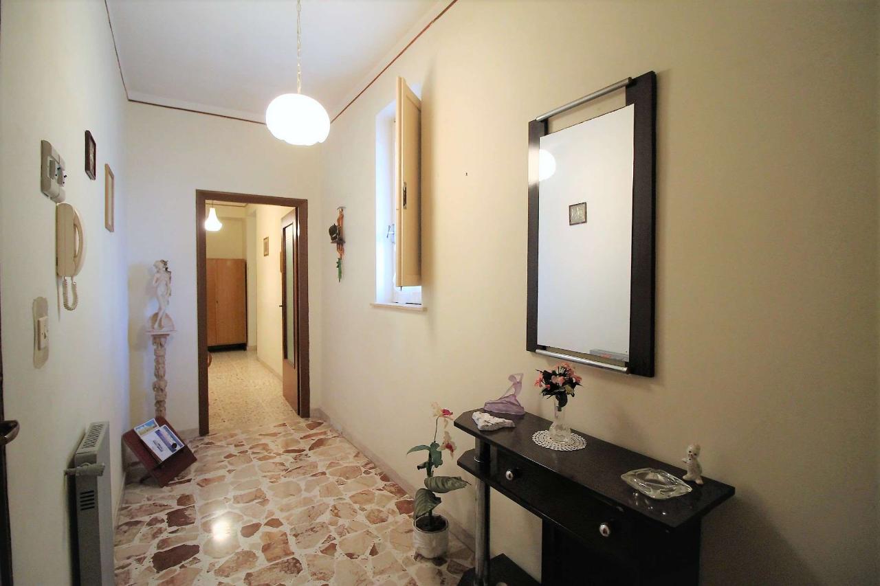 appartamento in vendita a Siracusa in zona Grottasanta