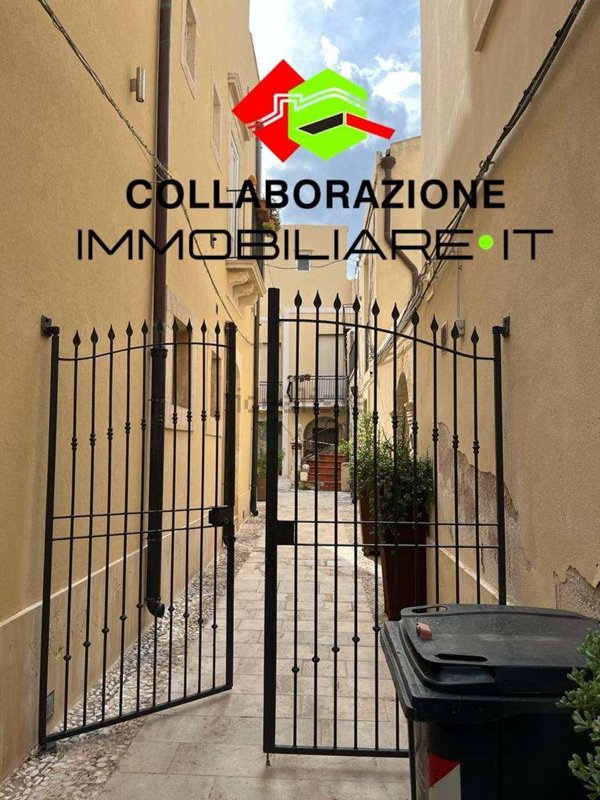appartamento in vendita a Siracusa in zona Isola Ortigia