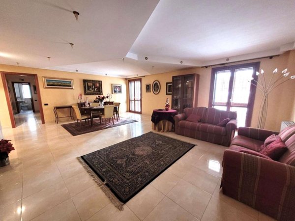 appartamento in vendita a Siracusa in zona Borgata