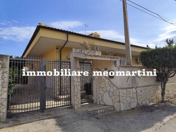 casa indipendente in vendita a Siracusa in zona Scala Greca
