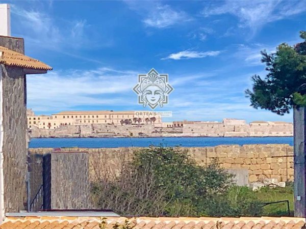 casa indipendente in vendita a Siracusa in zona Isola / Plemmirio