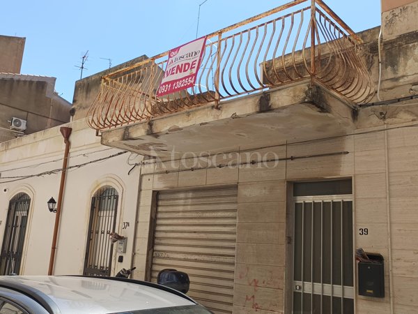 casa indipendente in vendita a Siracusa in zona Centro Città