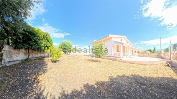 casa indipendente in vendita a Siracusa in zona Arenella
