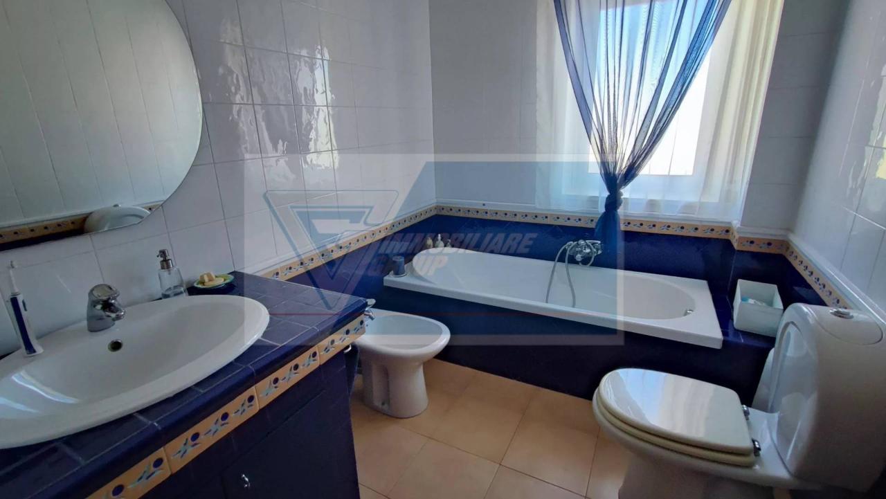 appartamento in vendita a Siracusa in zona Borgata