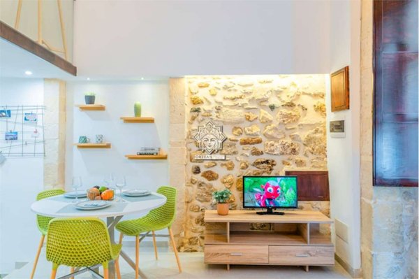 appartamento in vendita a Siracusa in zona Isola Ortigia