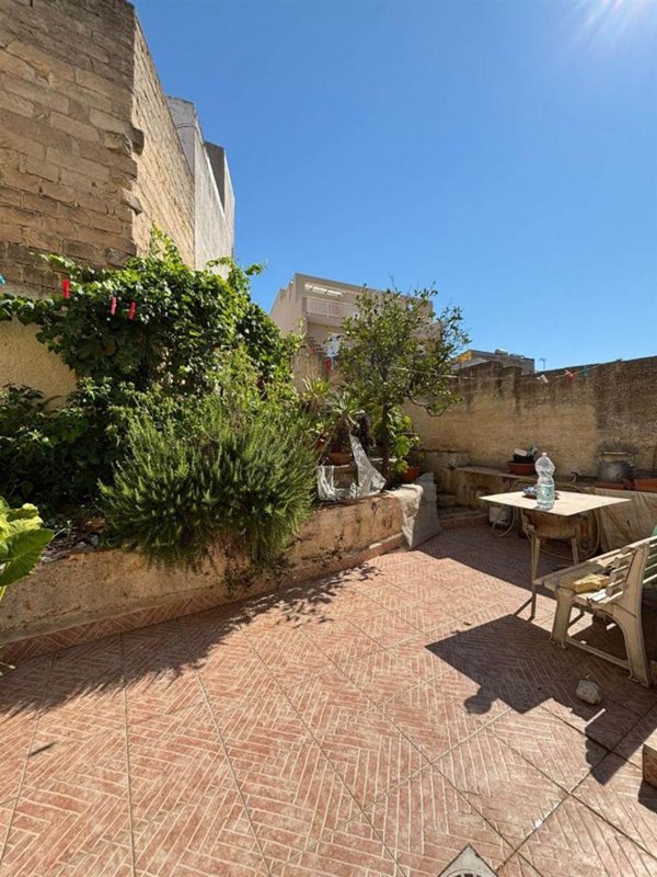 casa indipendente in vendita a Siracusa in zona Belvedere