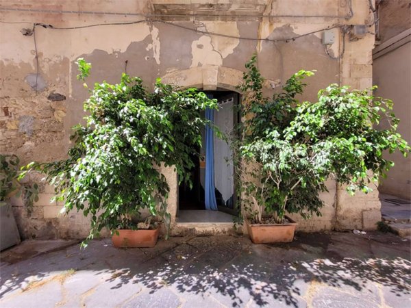 appartamento in vendita a Siracusa in zona Isola Ortigia