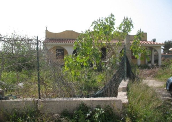 casa indipendente in vendita a Siracusa in zona Centro Città