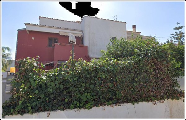 casa indipendente in vendita a Siracusa in zona Fontane Bianche