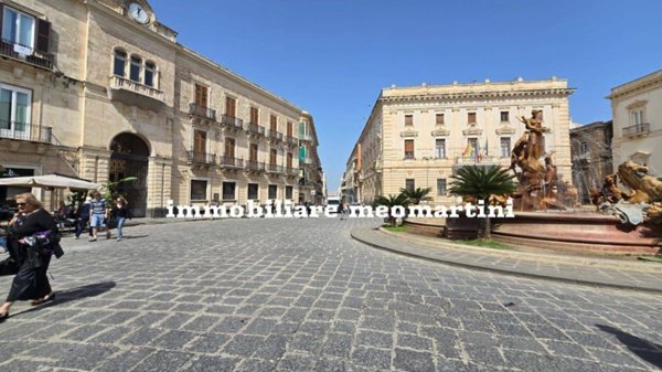 appartamento in vendita a Siracusa in zona Isola Ortigia