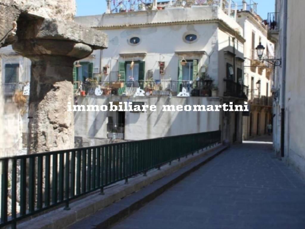 casa indipendente in vendita a Siracusa in zona Isola Ortigia