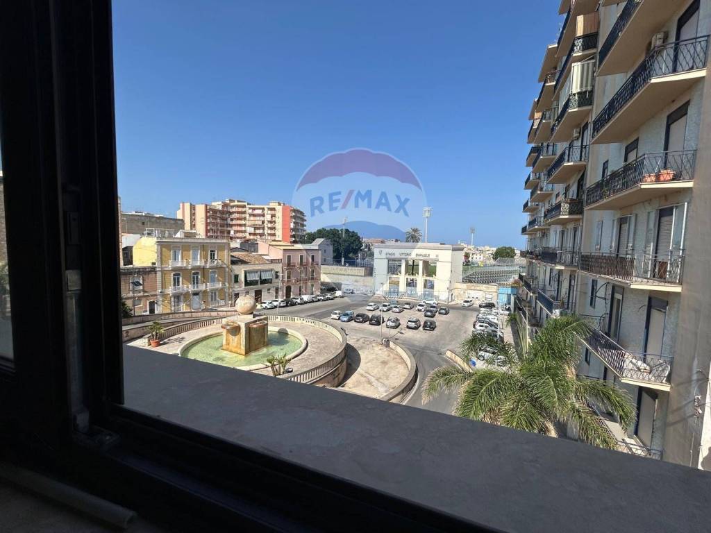 appartamento in vendita a Siracusa in zona Borgata
