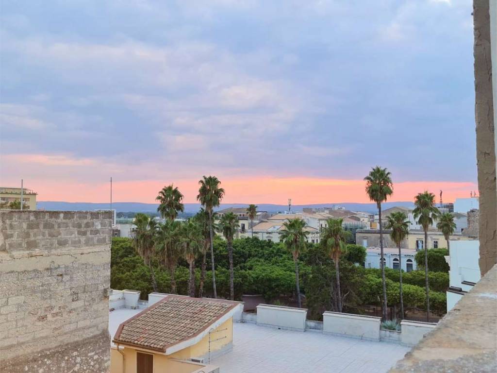appartamento in vendita a Siracusa in zona Borgata
