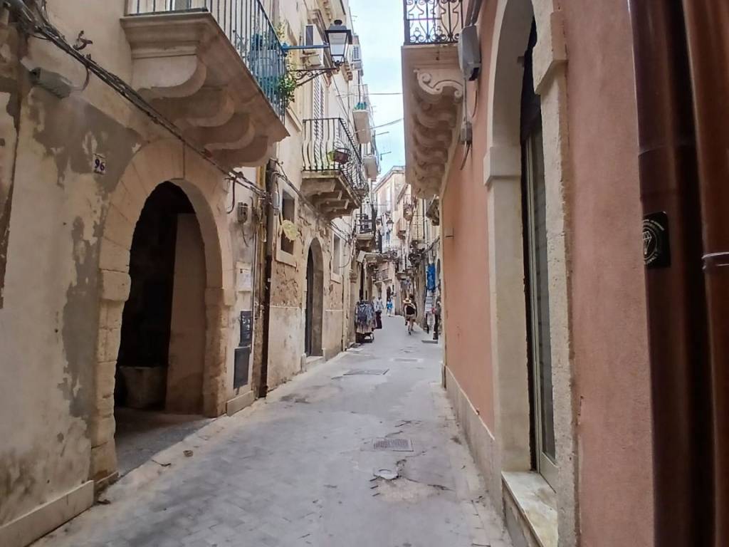 appartamento in vendita a Siracusa in zona Isola Ortigia