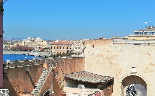 appartamento in vendita a Siracusa in zona Isola Ortigia