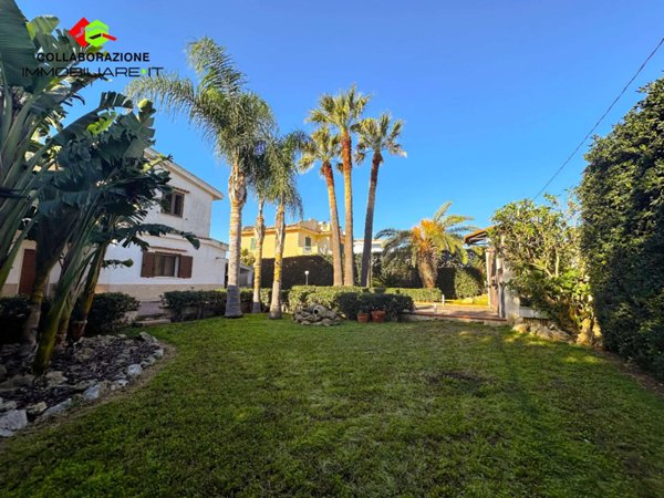 casa indipendente in vendita a Siracusa in zona Isola / Plemmirio